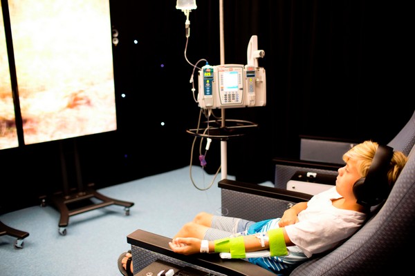 Boy cancer patient in the infusionarium