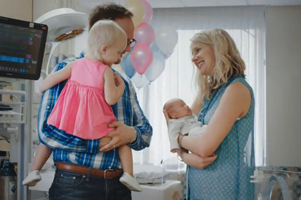 Katie and Jason Gladding with daughter Klara and baby Nathan in CHOC Childnre's NICU.