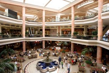 Interior view of Fashion Island