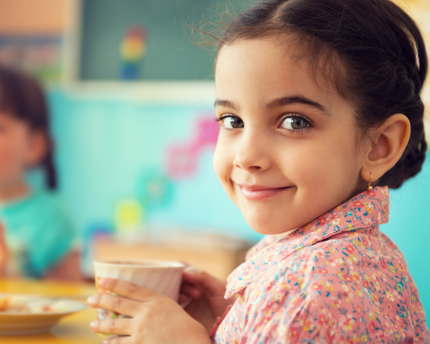 girl drinking water pediatric crohn's disease