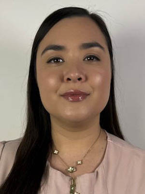 headshot Angela Mercado